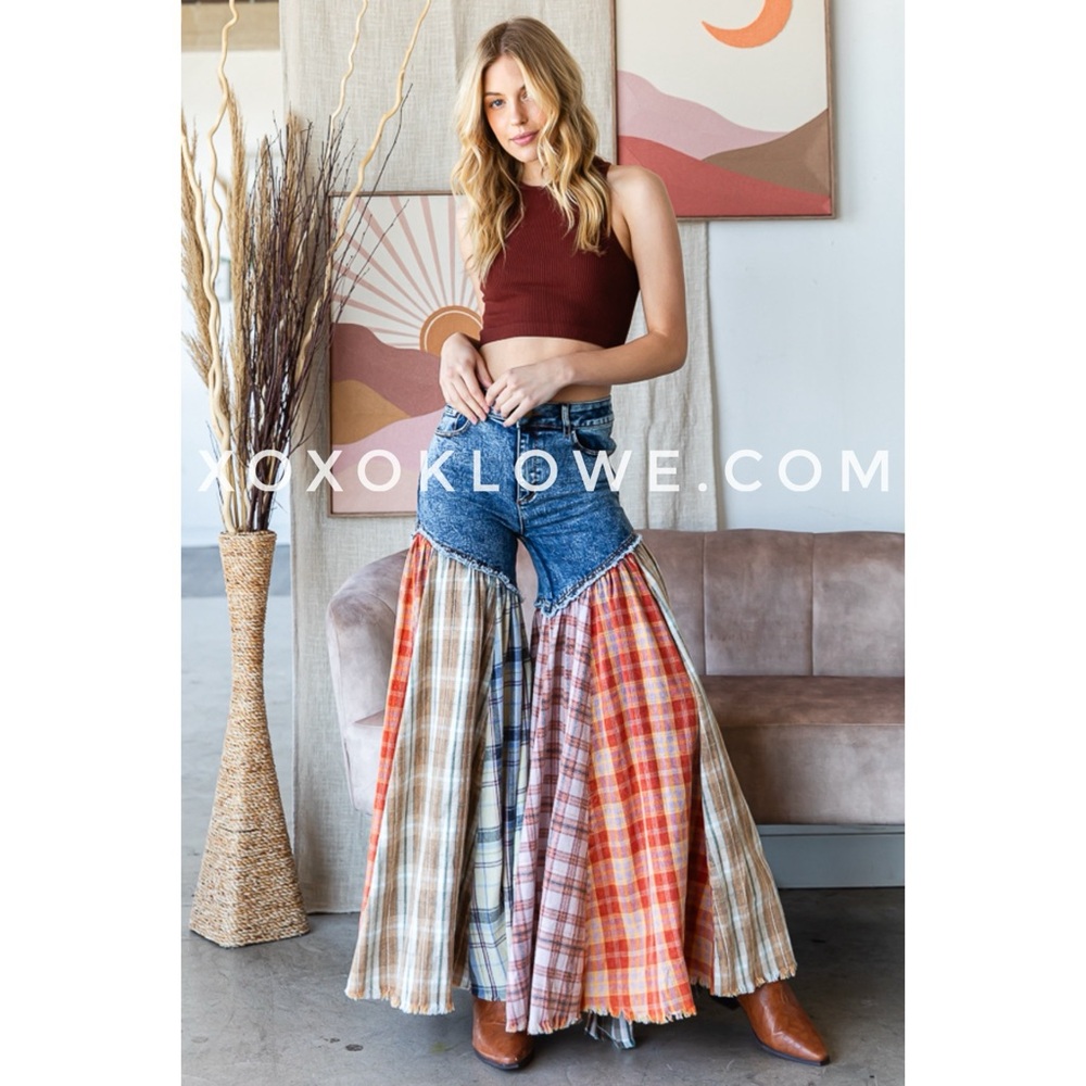 Oli & Hali Multicolor Wide Leg Pants